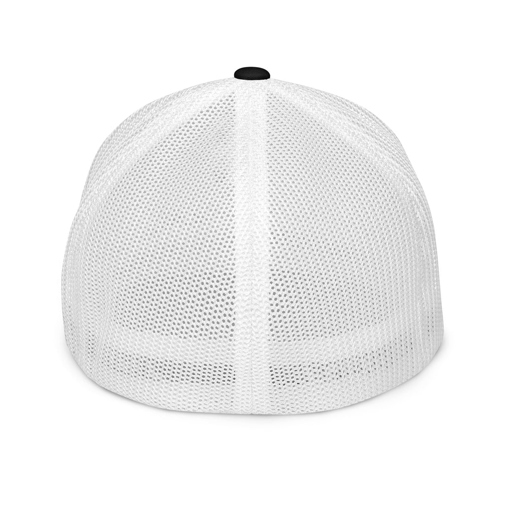 Love Bird | closed-back trucker cap
