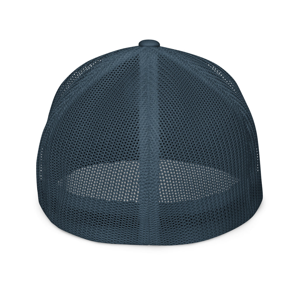 Love Bird | closed-back trucker cap